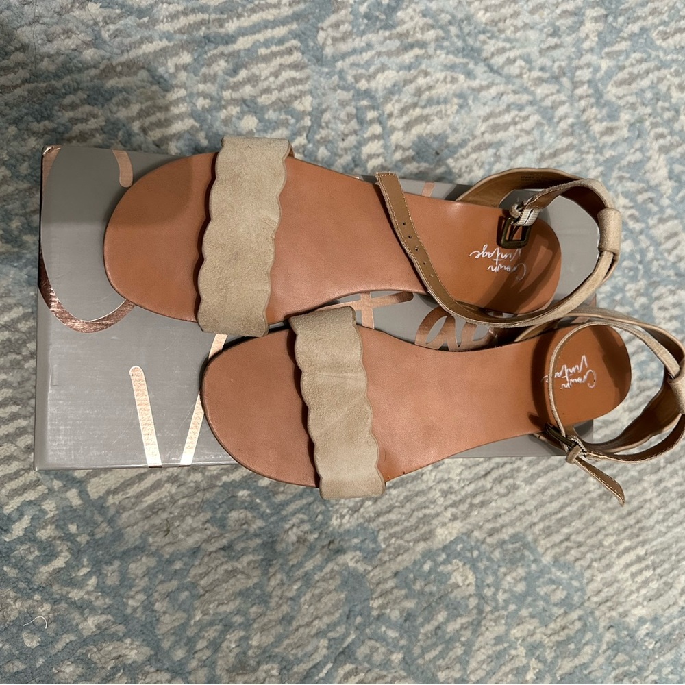 Women's Beige Sandals